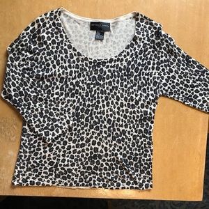 August Silk womens pullover sweater in a leopard print